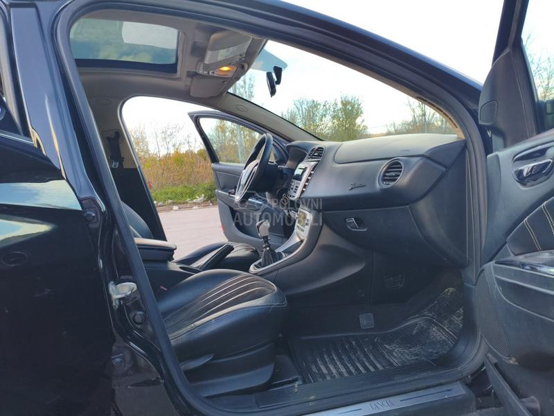 Lancia Delta 200 konja