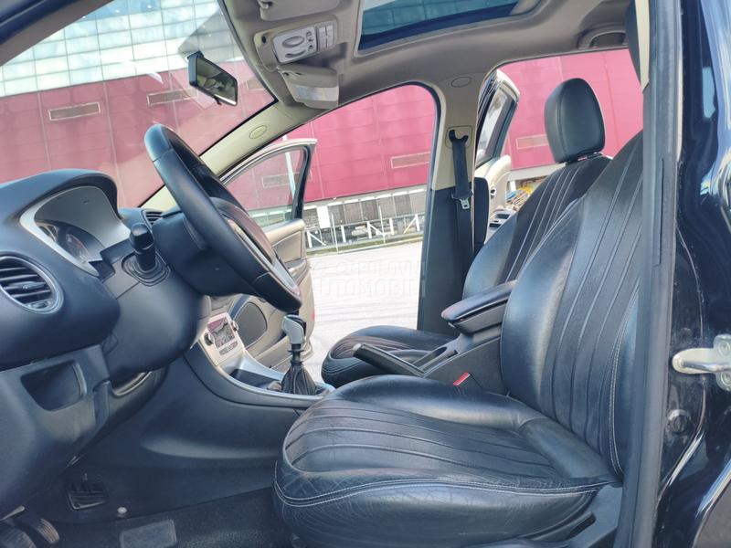 Lancia Delta 200 konja