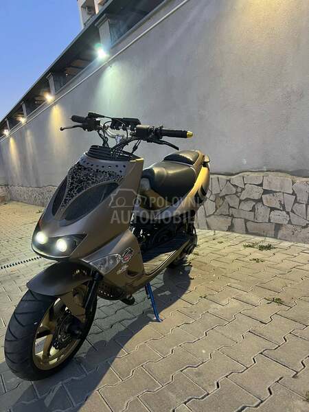 Aprilia Sr 70cc HIGH END