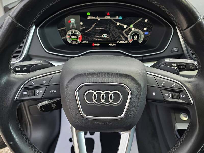 Audi Q5 SPORTBACK PANO