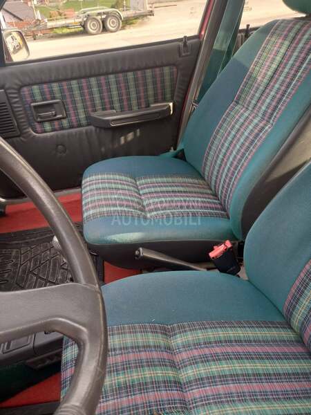 Peugeot 205 