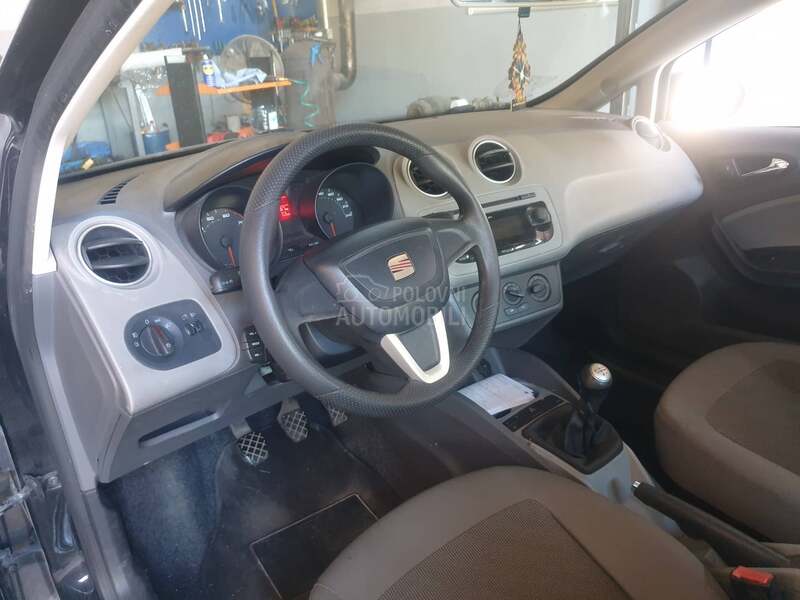 Seat Ibiza -  kompletan auto u delovima