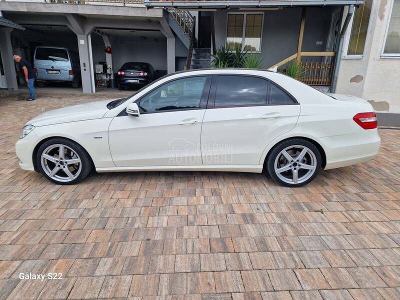 Mercedes Benz E 200 E 200 CDI