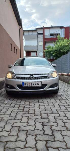Opel Astra H 1.7 GTC