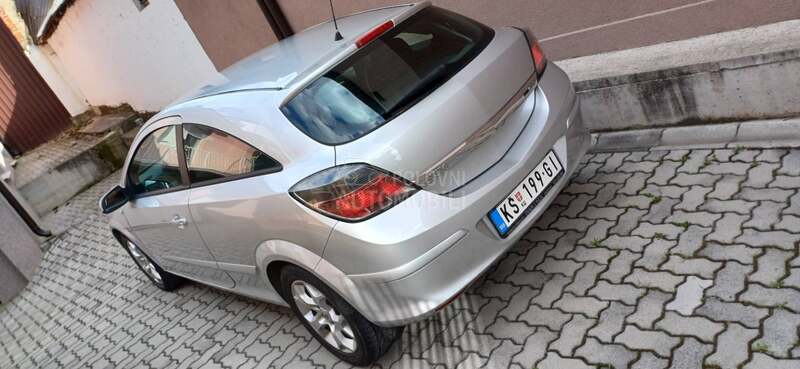 Opel Astra H 1.7 GTC