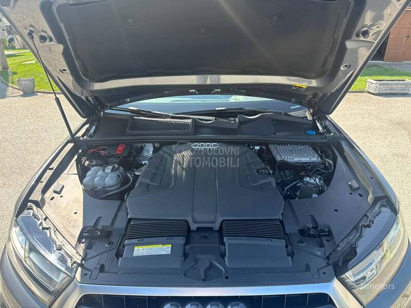 Audi Q7 3.0tdi S line