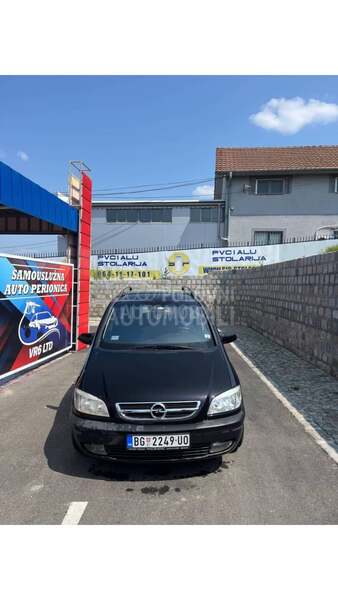 Opel Zafira 