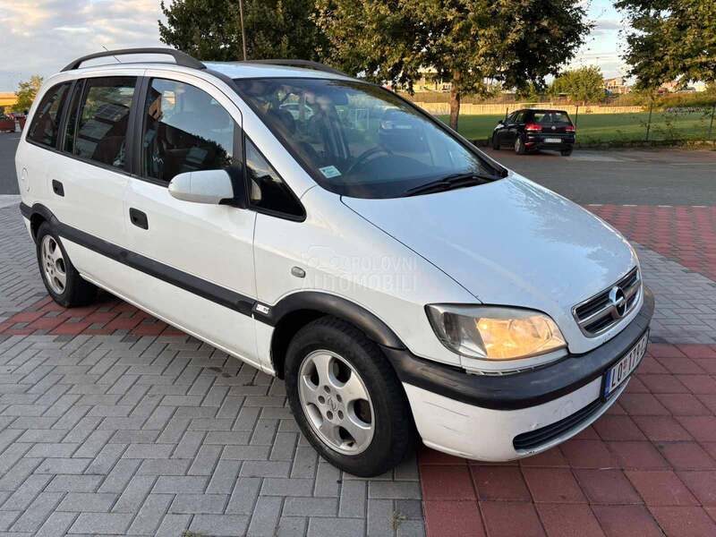 Opel Zafira 
