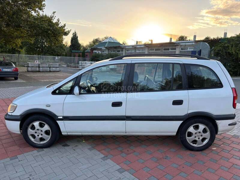 Opel Zafira 