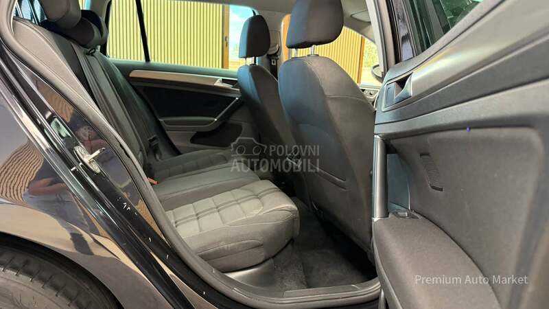 Volkswagen Golf 7 //1.6 TDI//N.AVI/NOV