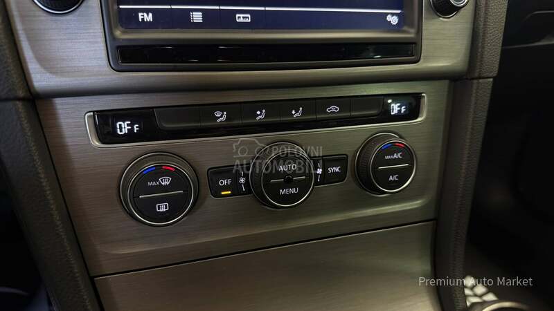 Volkswagen Golf 7 //1.6 TDI//N.AVI/NOV