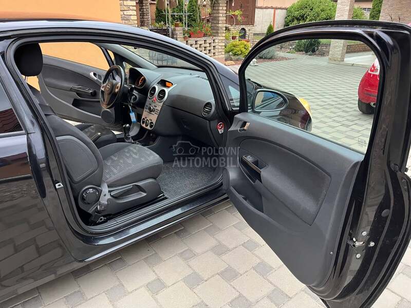 Opel Corsa D 1.2 16v