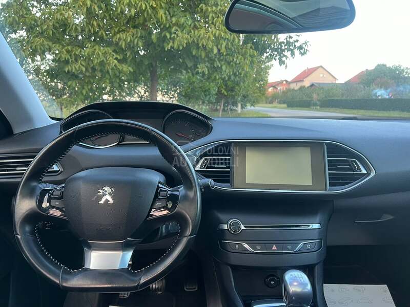 Peugeot 308 1.6 HDI /PANO/KAMERA