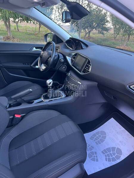 Peugeot 308 1.6 HDI /PANO/KAMERA