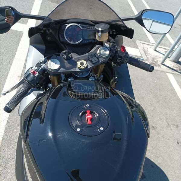 Suzuki Gsxr 750