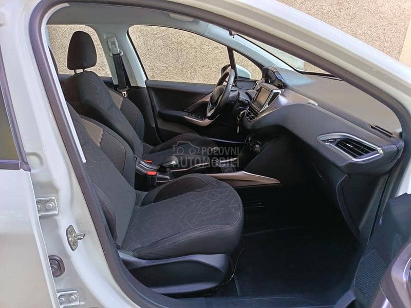 Peugeot 2008 1.6eHDi