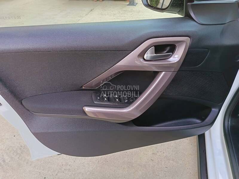 Peugeot 2008 1.6eHDi