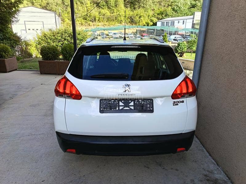Peugeot 2008 1.6eHDi