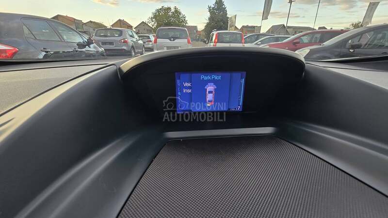 Ford C-Max TITANIUM