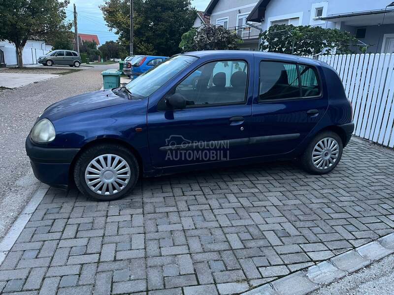 Renault Clio 1.2i//8v//REG09.2026