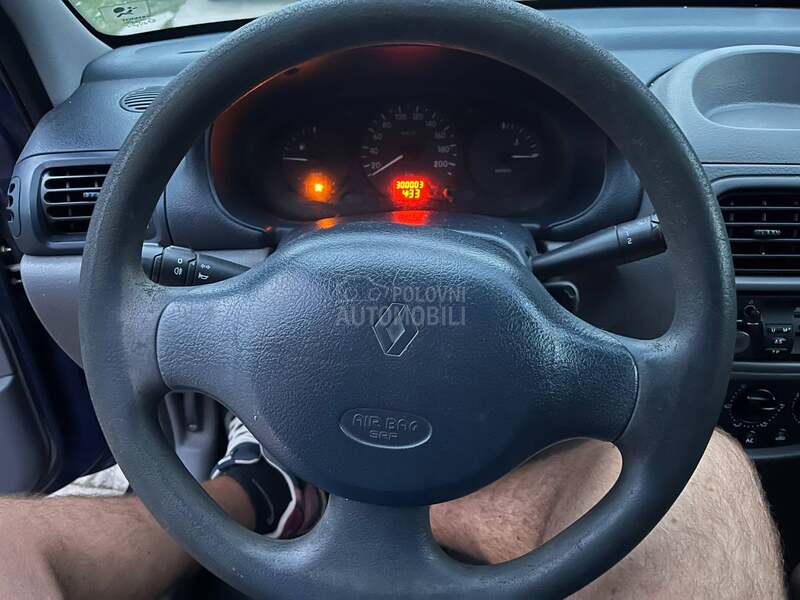 Renault Clio 1.2i//8v//REG09.2026