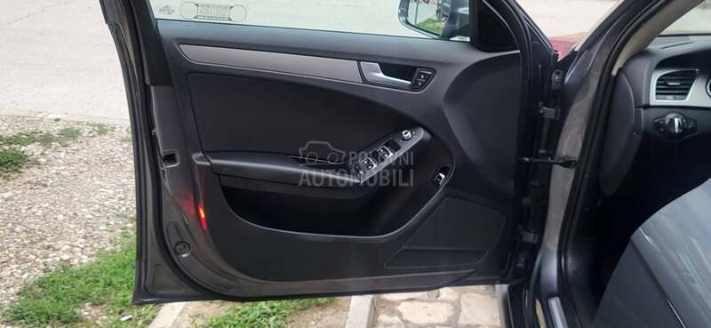 Audi A4 2.0 TDI  QUATTRO NAV