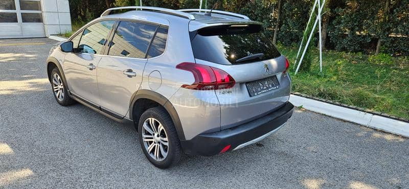Peugeot 2008 1.2 puretech