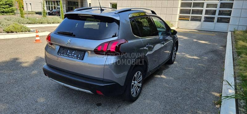 Peugeot 2008 1.2 puretech