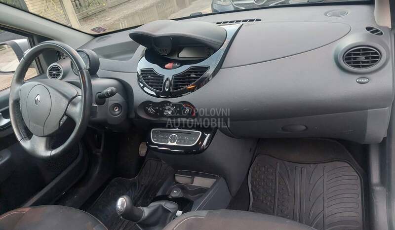 Renault Twingo NIGHT DAY