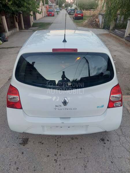 Renault Twingo NIGHT DAY