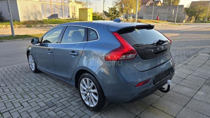 Volvo V40 1.6 D2 MOMENTUM