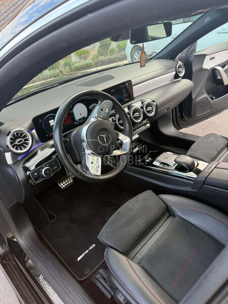 Mercedes Benz CLA 180 