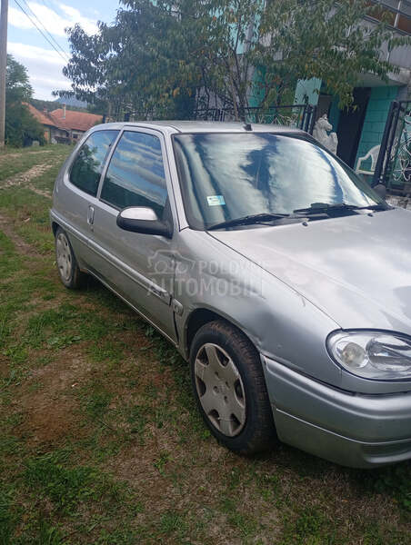 Citroen Saxo 