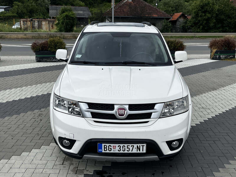 Fiat Freemont 