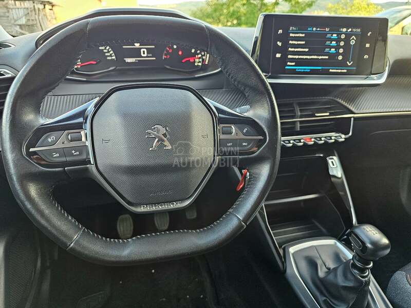 Peugeot 2008 1.5 BLUEHDI