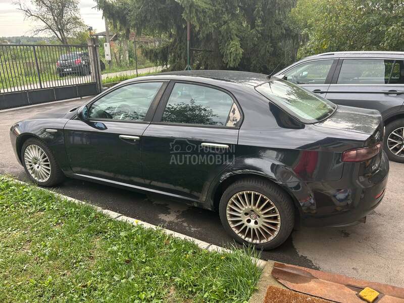Alfa Romeo 159 