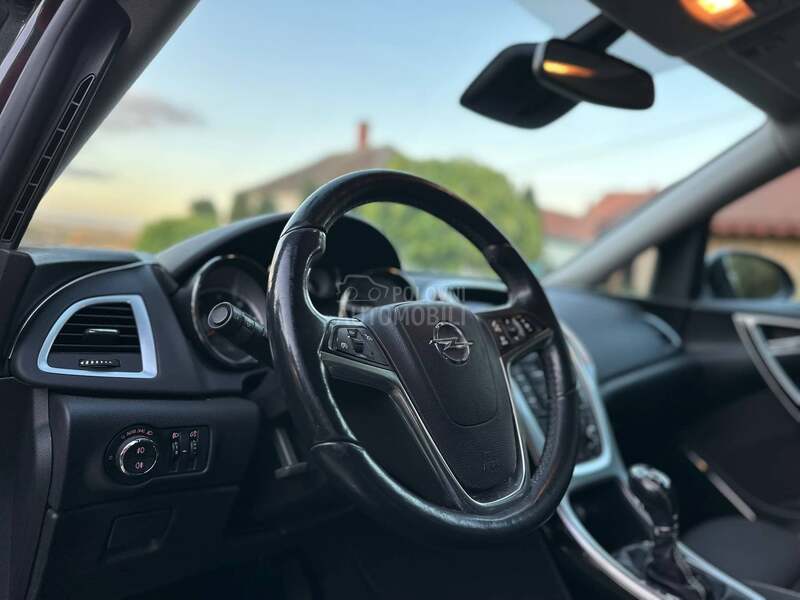 Opel Astra J 2.0.CDI.sport