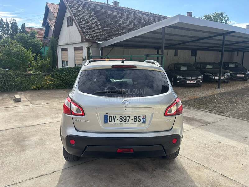 Nissan Qashqai 2.0 DCI  F U L