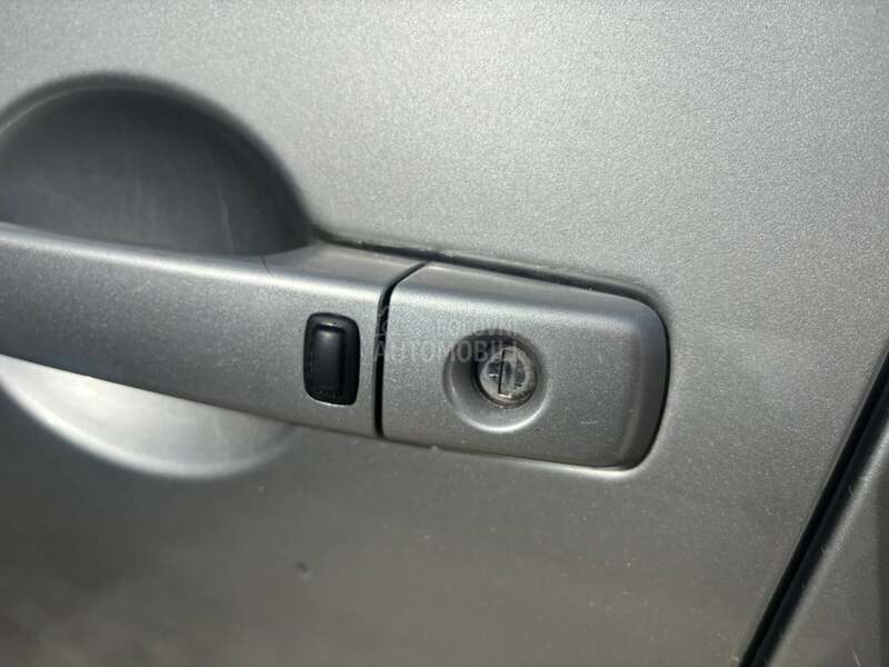 Nissan Qashqai 2.0 DCI  F U L