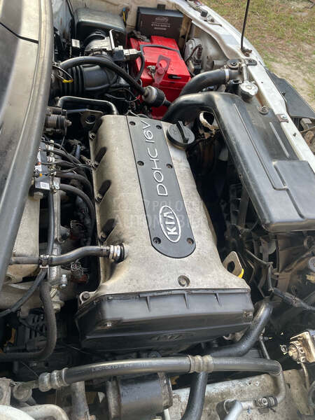 Kia Carens 