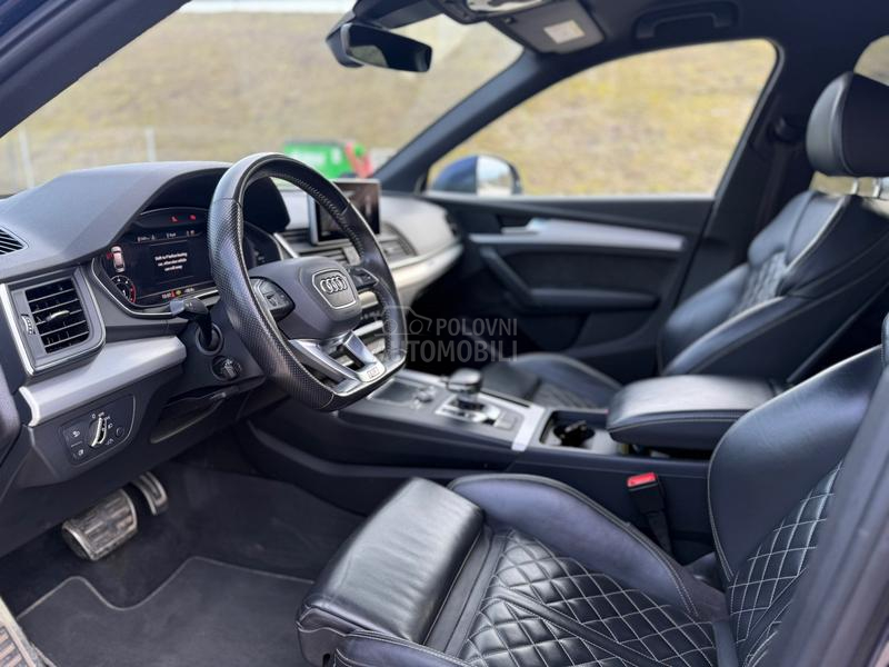 Audi Q5 S-line Matrix