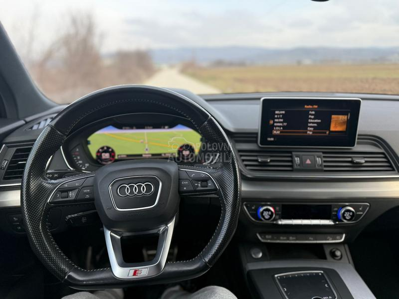 Audi Q5 S-line Matrix