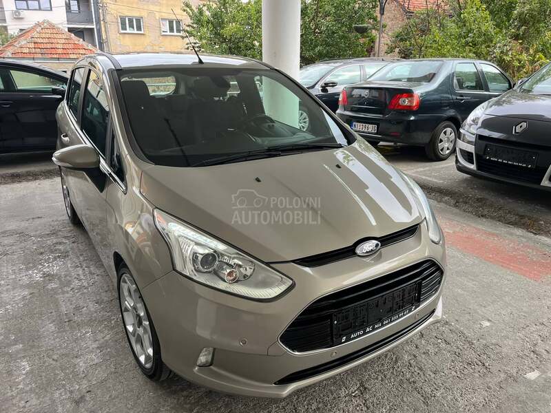 Ford B-Max TITANIUM ŠWICA