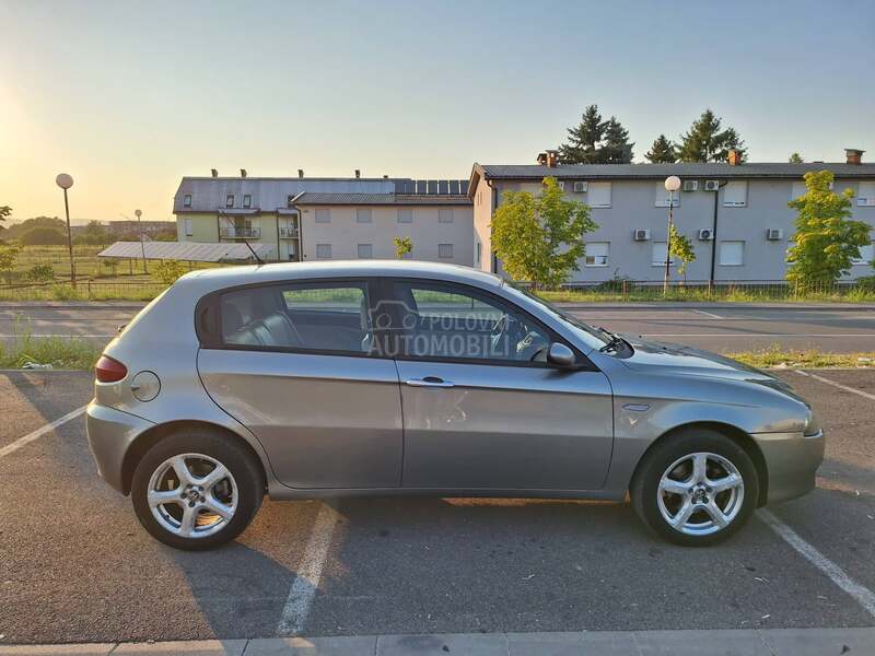 Alfa Romeo 147 