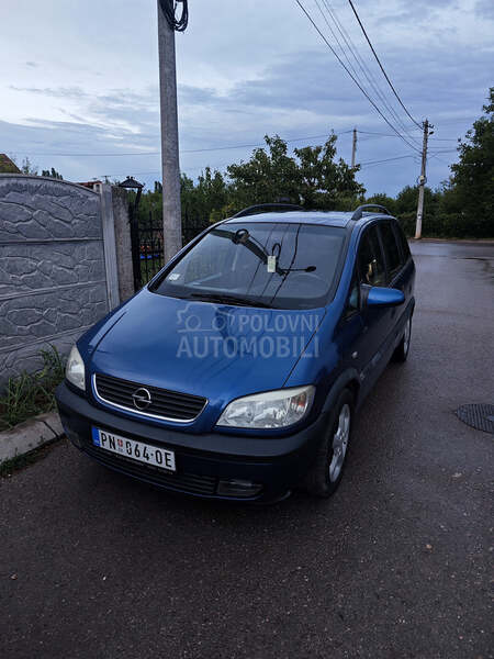 Opel Zafira 