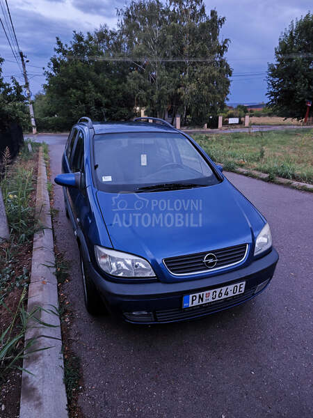 Opel Zafira 