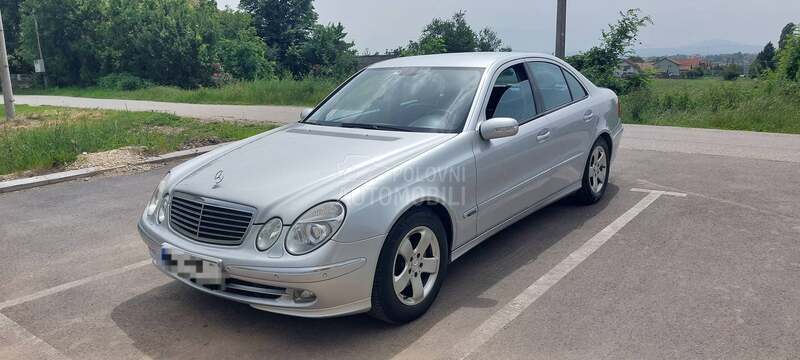 Mercedes Benz E 220 