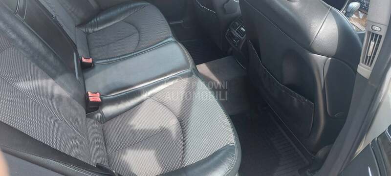 Mercedes Benz E 220 