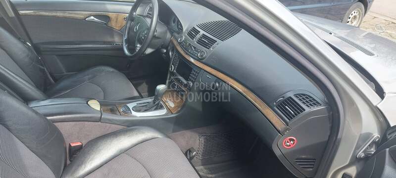 Mercedes Benz E 220 