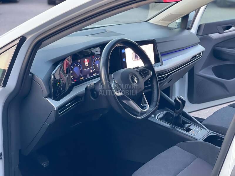 Volkswagen Golf 8 N O V